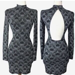 Divided by H&M Women’s Silver and Black Shimmer Long Sleeve size 14